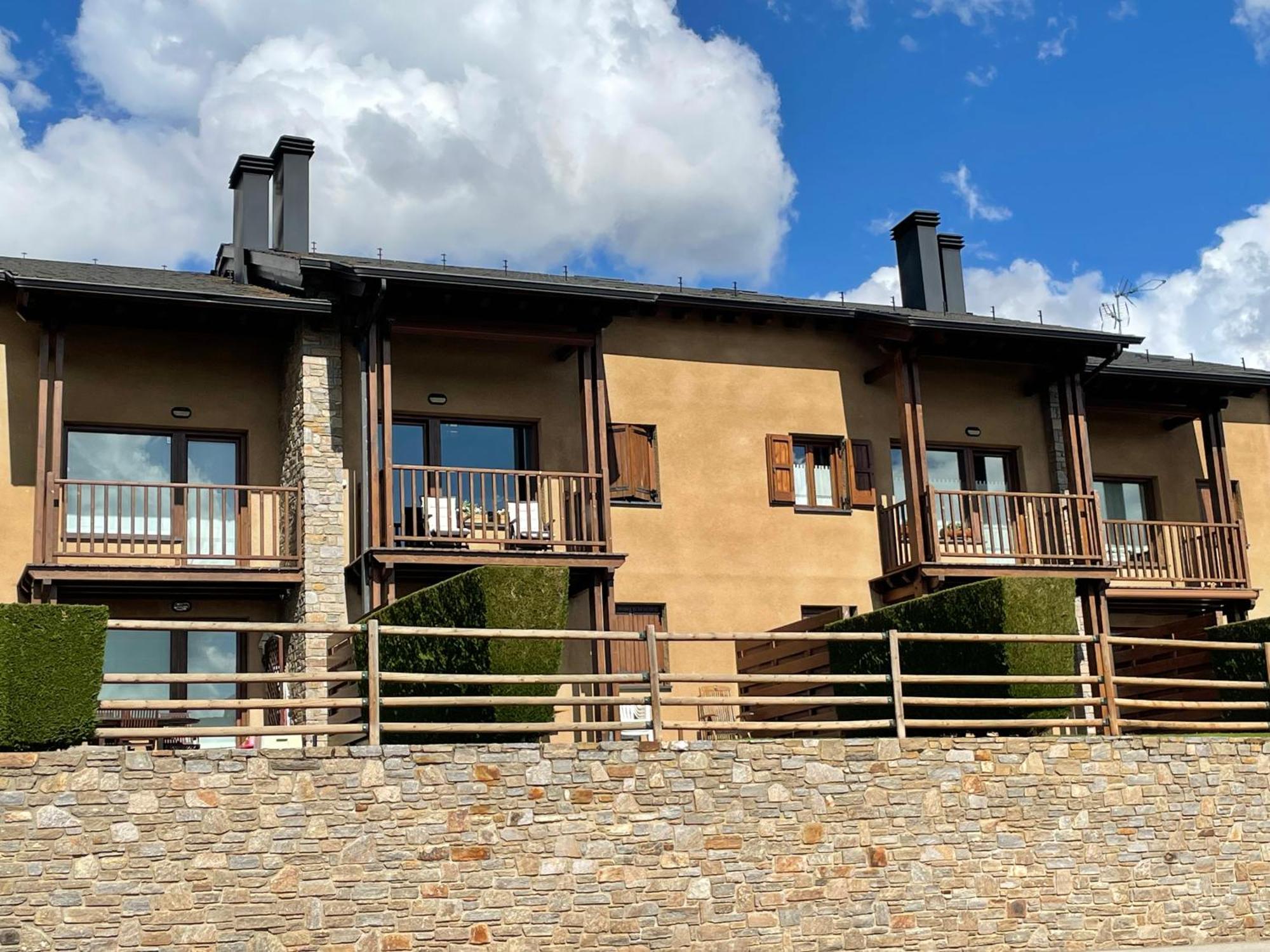 Apartamento Renovado Con Jardin Privado, Parking ,Wifi Y Piscina 奥塞雅 外观 照片